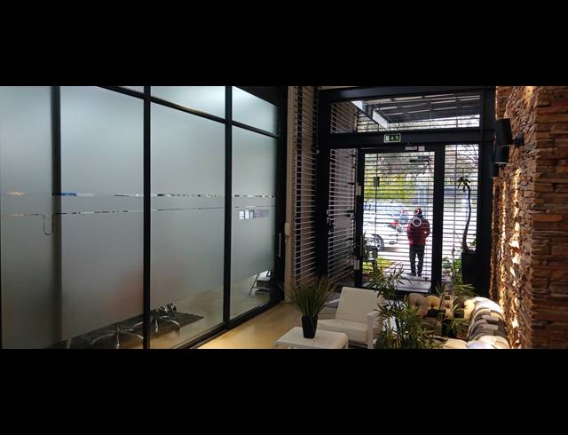 62M² OFFICE TO LET IN PARKWOOD